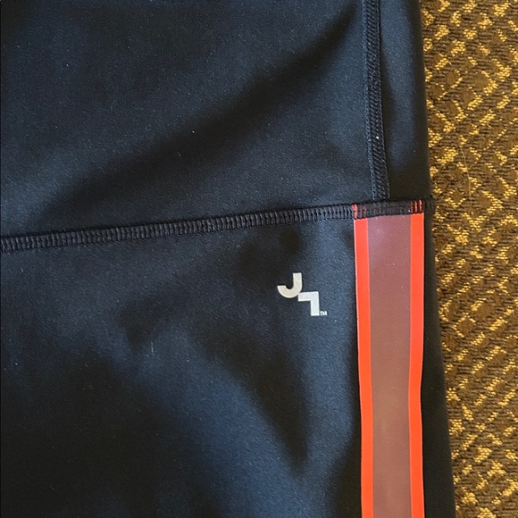 Joylab athletic yoga crop leggings, size medium - Picture 2 of 4